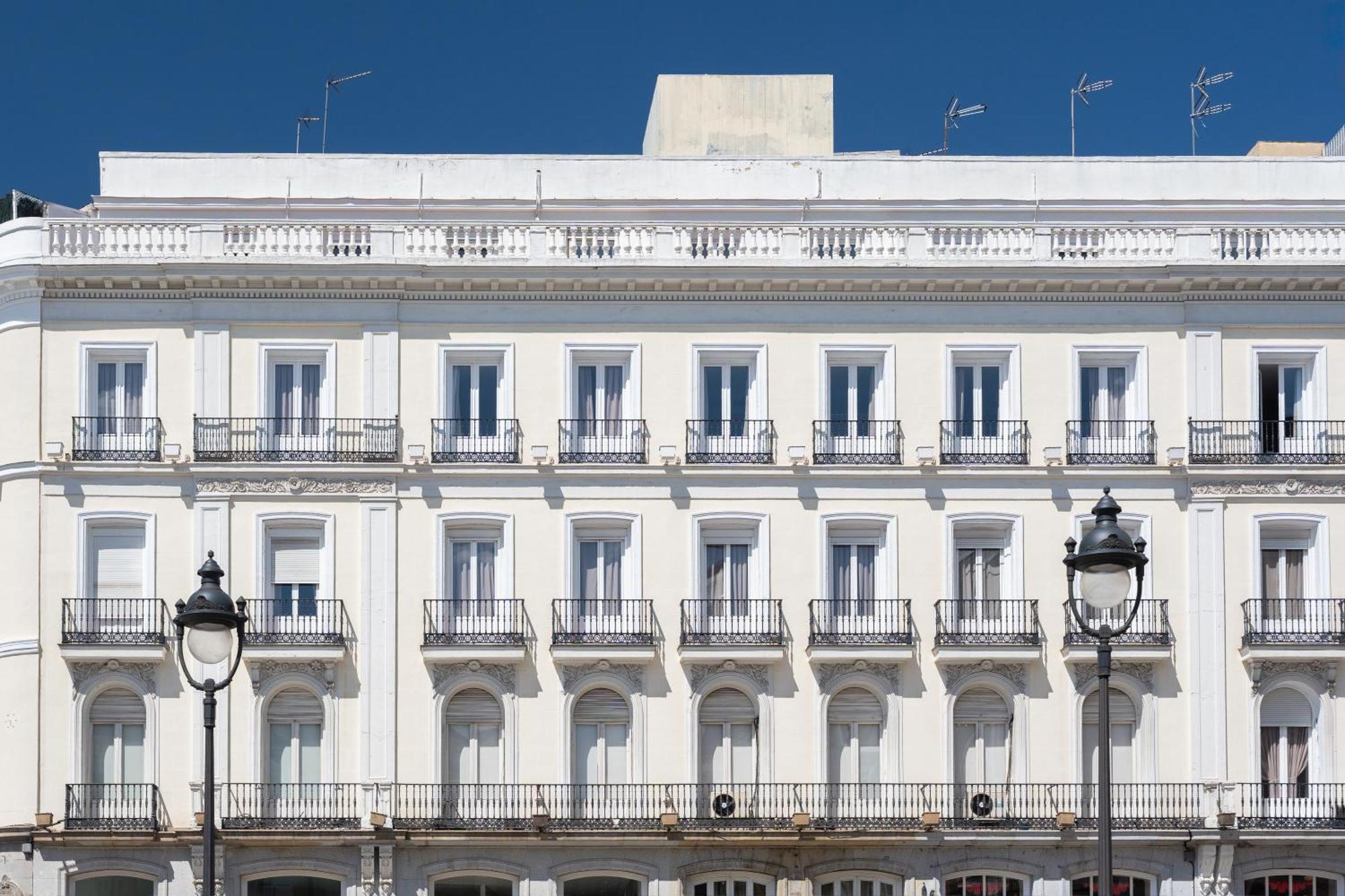 Fortinn Puerta Del Sol Madrid Luaran gambar