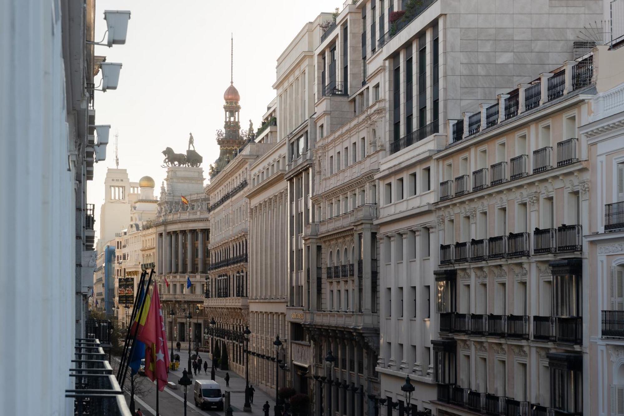Fortinn Puerta Del Sol Madrid Luaran gambar